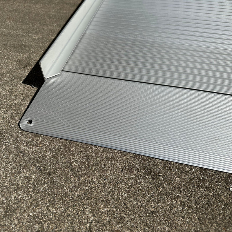 AlumiRamp Alumilite HD Solid Curb Ramp | Anodized Aluminum | 32" Wide | 600 lb Capacity