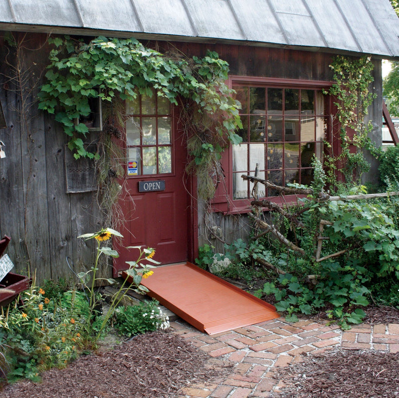 AlumiRamp Alumilite Landscape Collection Curb Ramp | Powder-Coated | 32" Wide | 600 lb Capacity